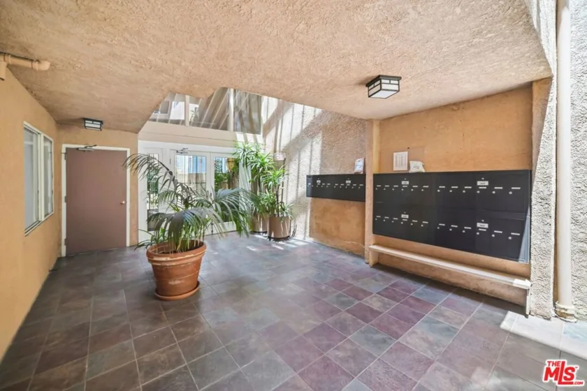 1010 Hammond Street #306 photo 29