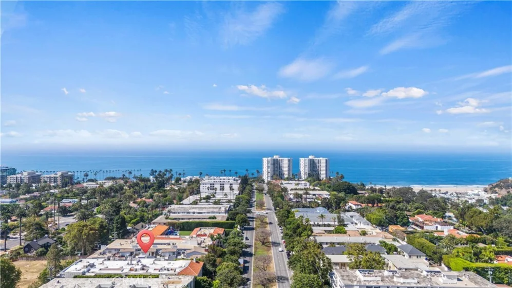 450 San Vicente Boulevard #104 photo 34