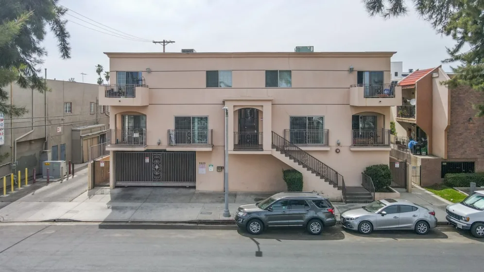7223 Baird Avenue #105 photo 1