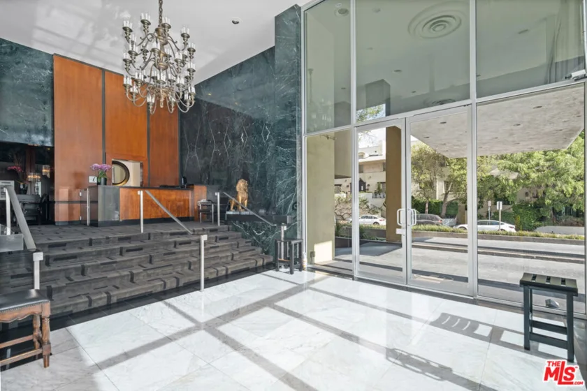 10701 Wilshire Boulevard #503 photo 21