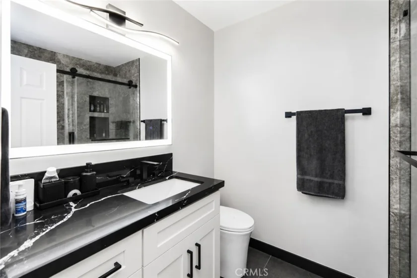 7260 Hillside Avenue #207 photo 9