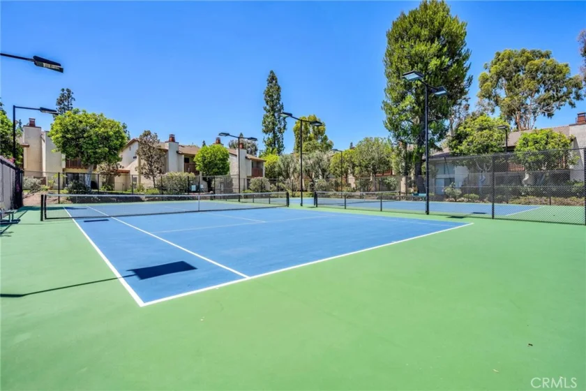 21555 Burbank Boulevard #47 photo 19