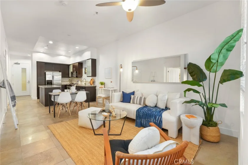12920 W Runway Road #121 photo 1