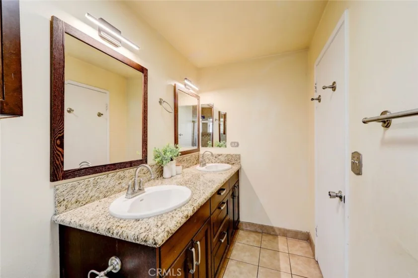 11138 Aqua Vista Street #9 photo 16