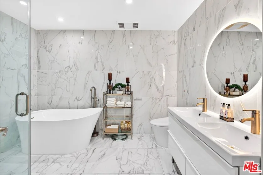 4822 Van Noord Avenue #6 photo 12