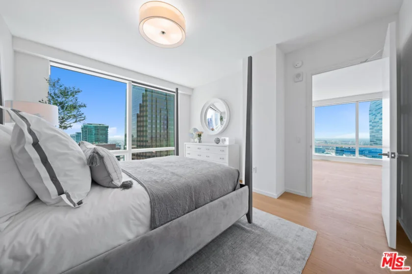 877 Francisco Street #2309 photo 5