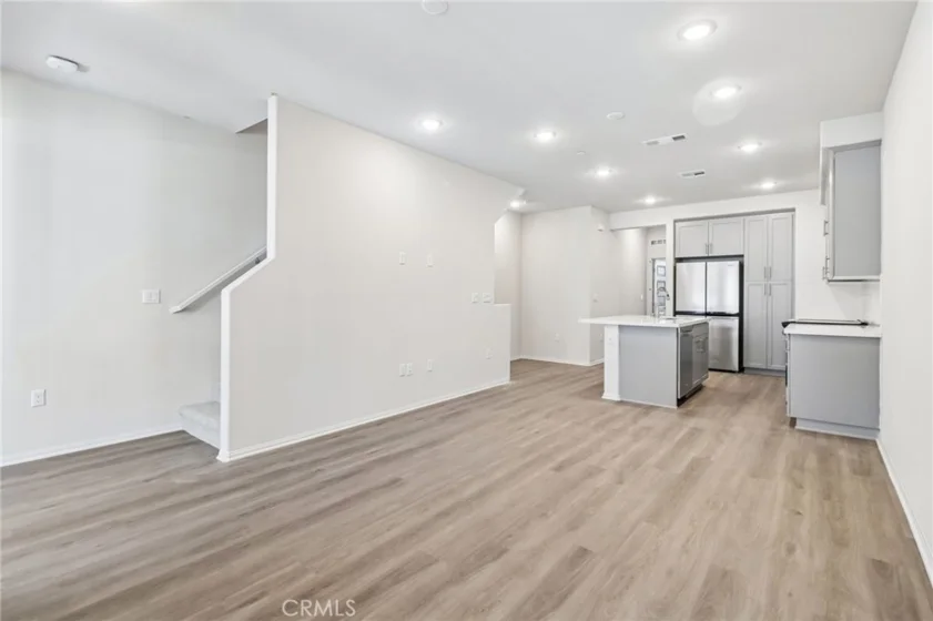 403 Lotus Drive photo 4
