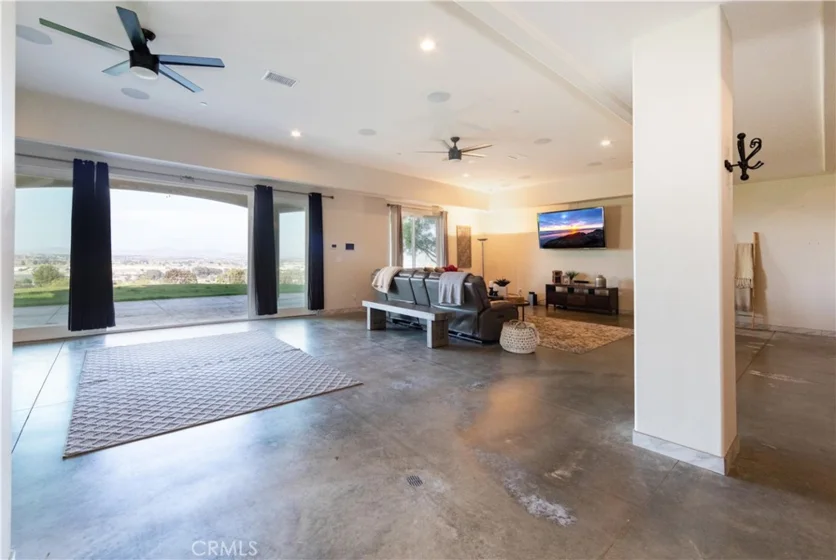 26045 Lucille Circle photo 39