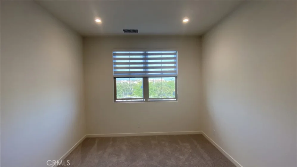 110 Sunnyside photo 14