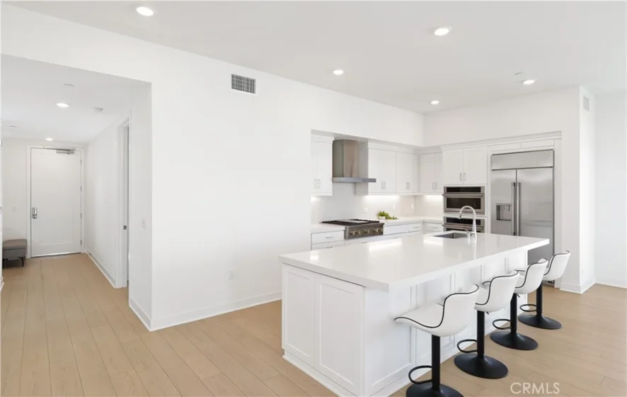 3700 Rivington photo 10