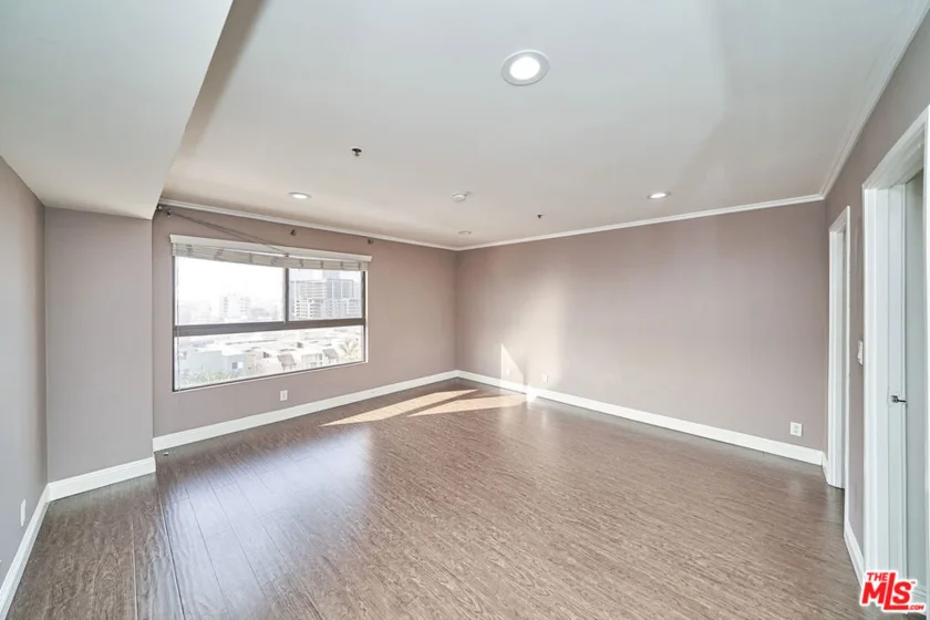 727 S Ardmore Avenue #801 photo 9