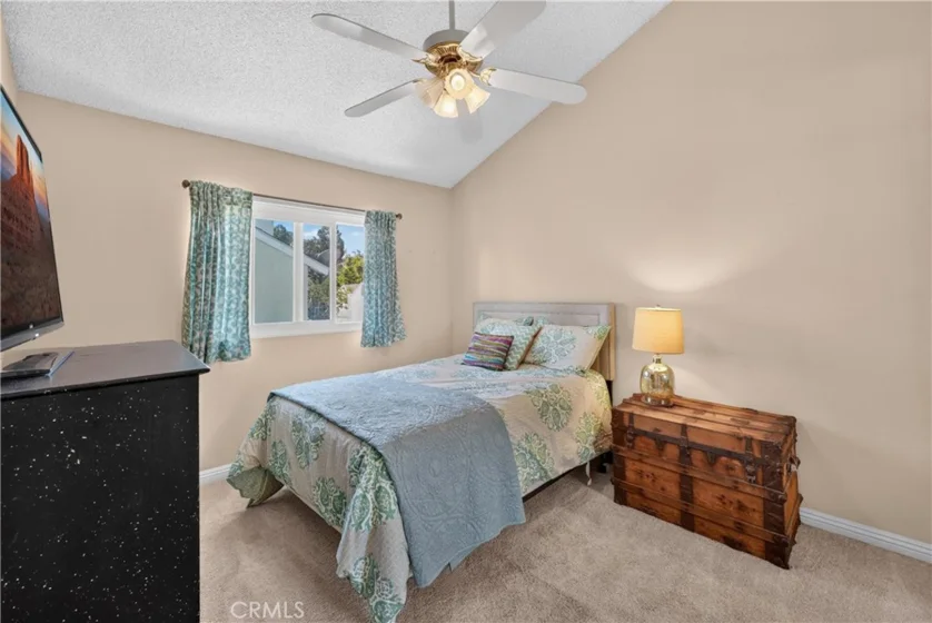 5037 E Almond Avenue #5 photo 24
