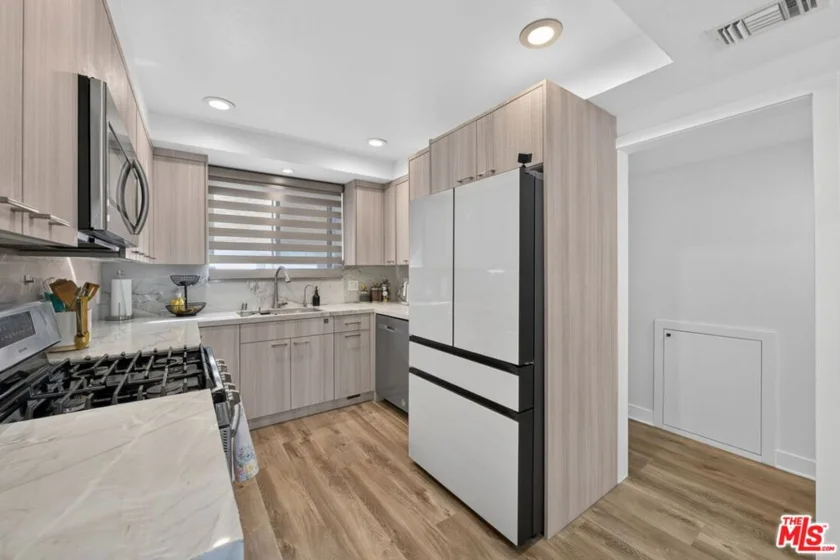 552 E Palm Avenue #C photo 10