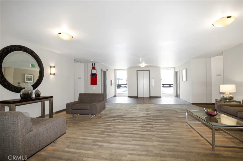 927 N Kings Road #118 photo 21