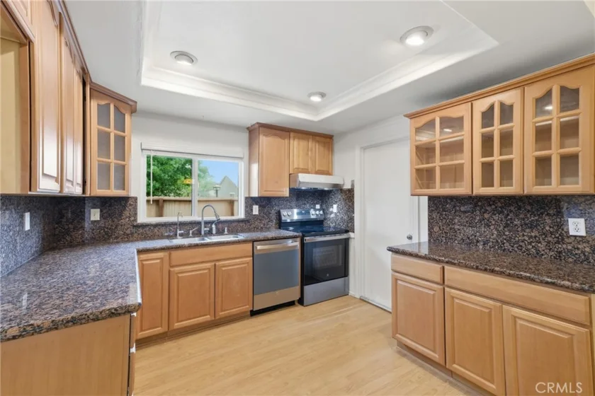 7712 Elder Way photo 8