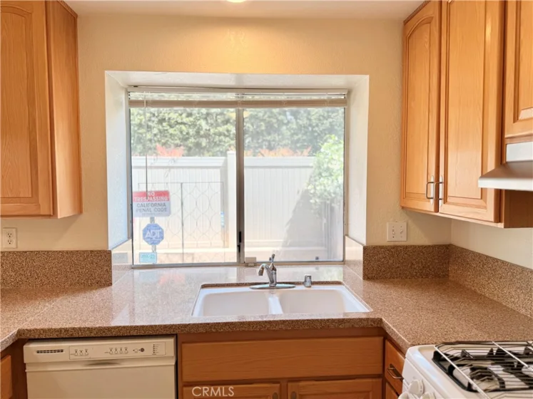 1722 Promenade photo 25