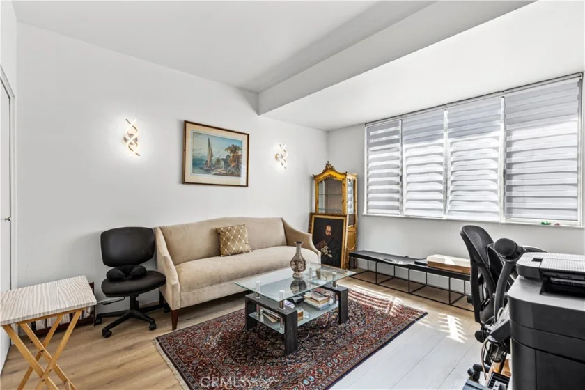 818 N Doheny #308 photo 21
