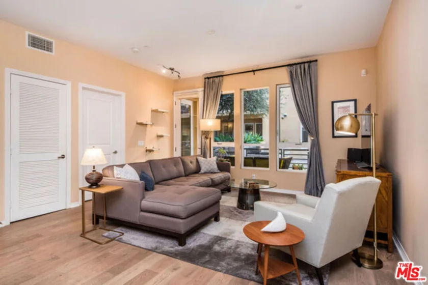 4050 Glencoe Avenue #217 photo 6