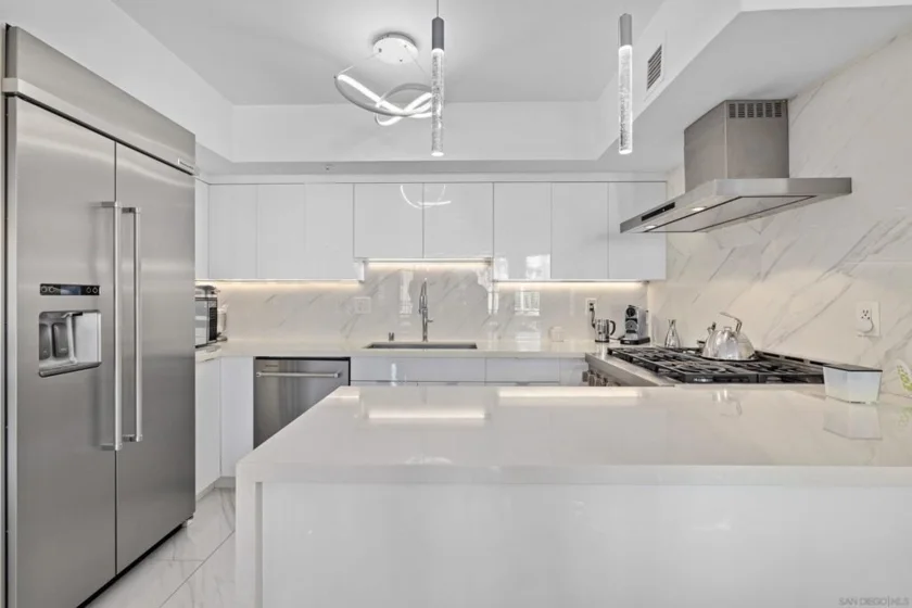 500 W Harbor Drive #1013 photo 14