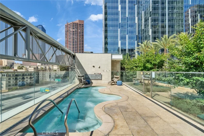 877 Francisco Street #805 photo 16