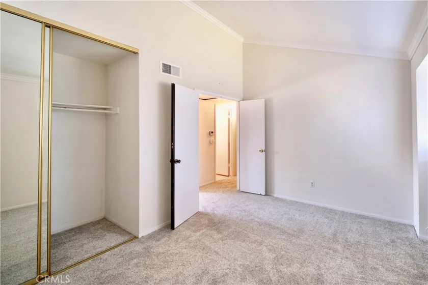 408 N Catalina photo 17