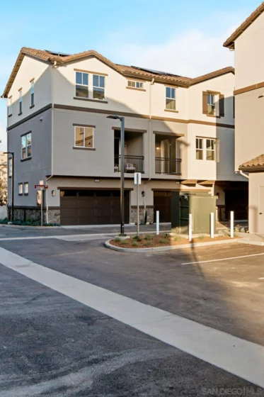201 Sarina Lane photo 12