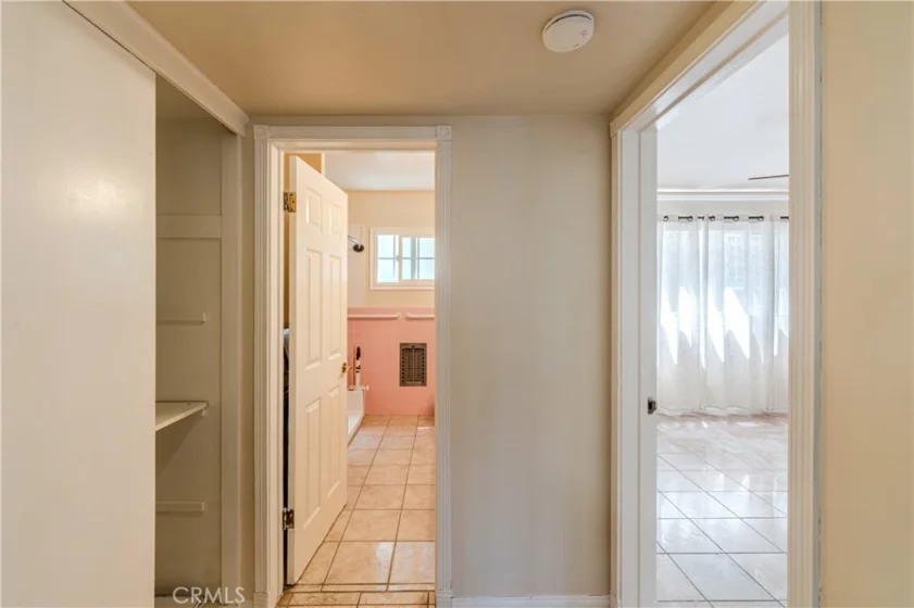 100 Cerritos Avenue #7 photo 9