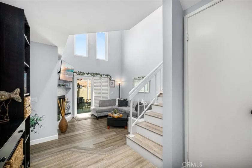 5588 Orange Avenue photo 5