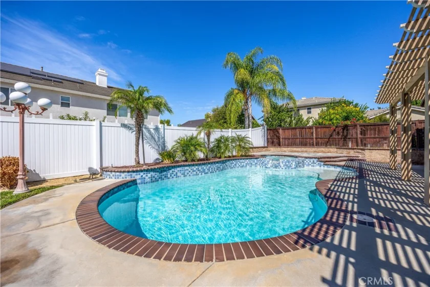 39879 Camden Court photo 47