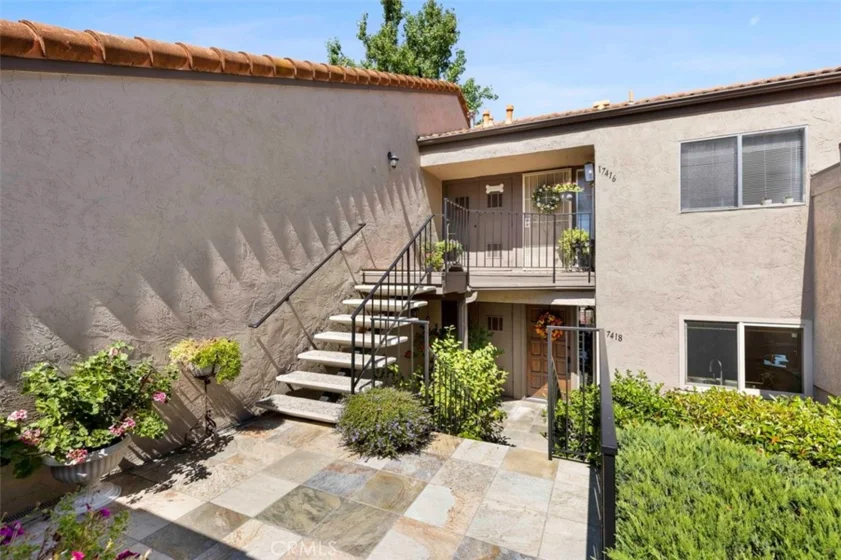 17416 Plaza Otonal photo 1