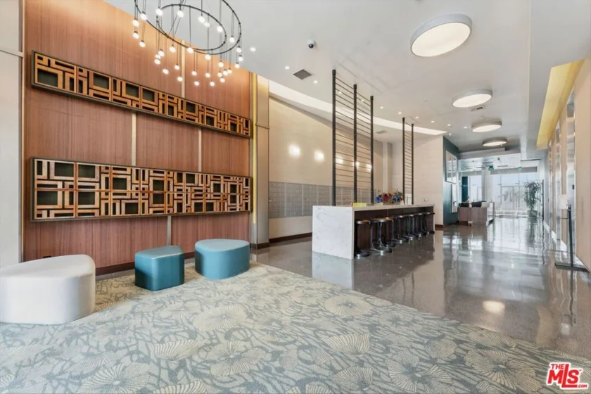 3810 Wilshire Boulevard #602 photo 16