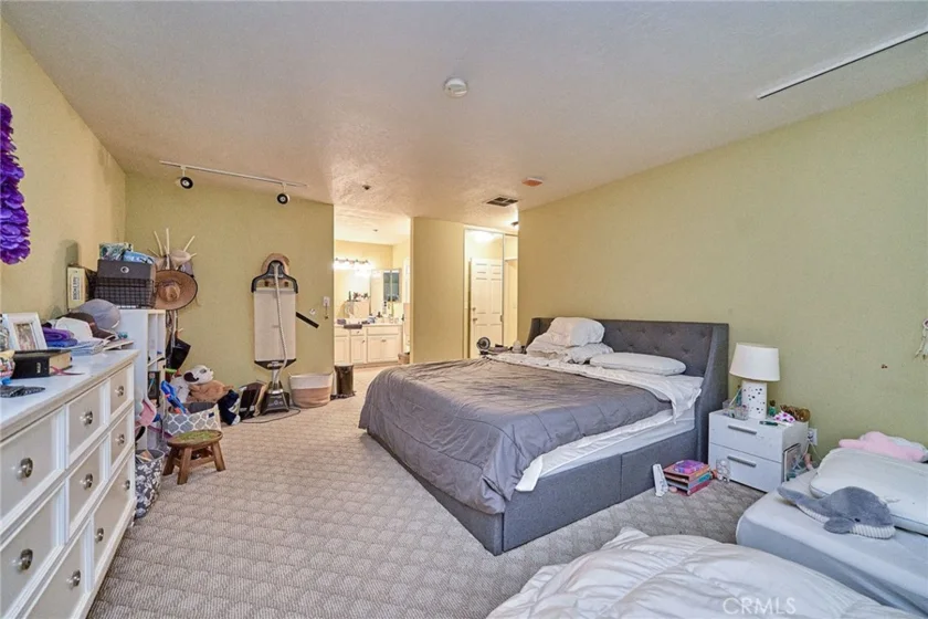 121 S Hope #103 photo 7