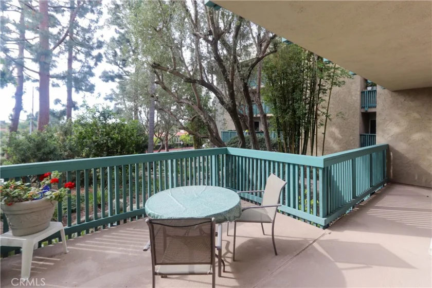 424 N Bellflower #101 photo 7