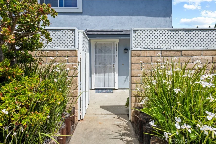 16436 Poco Circle photo 2
