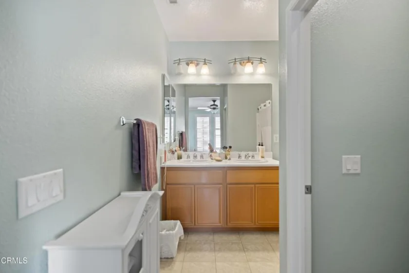 1800 E Lakeshore Drive #1306 photo 18