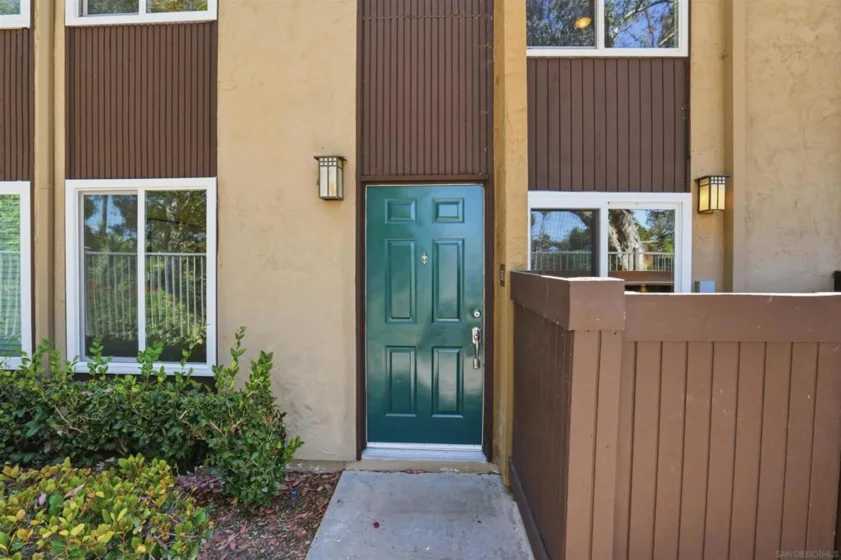 3454 Castle Glen Drive #151 photo 2
