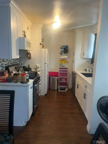 9332 Van Nuys Boulevard #56 photo 5