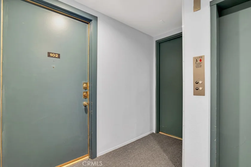 14530 Benefit Street #102 photo 32
