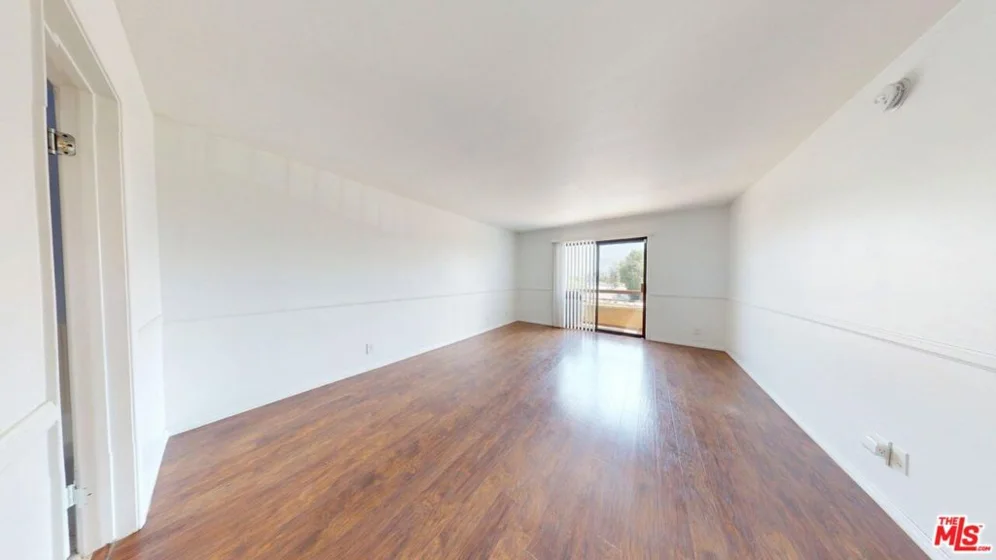 8710 Independence Avenue #301 photo 29