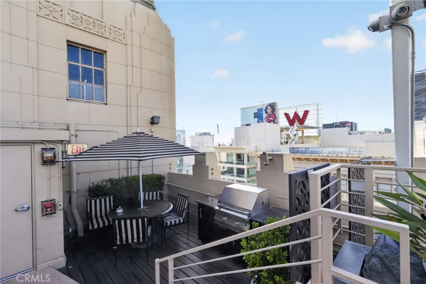 6253 Hollywood #602 photo 32