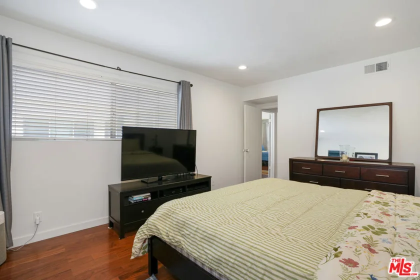 5845 Doverwood Drive #213 photo 18
