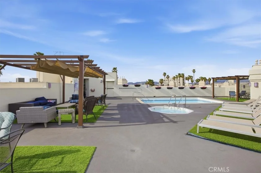 620 S Gramercy Place #130 photo 13