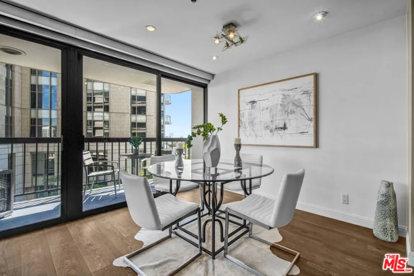 10790 Wilshire Boulevard #404 photo 10