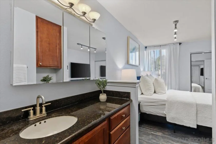 4860 Rolando Court #Unit 2 photo 4