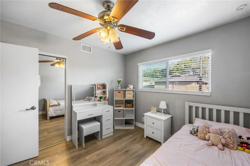 1800 W Gramercy #14 photo 24