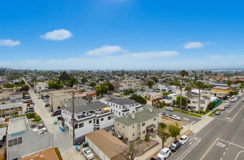4944 Cass Street #909 photo 6