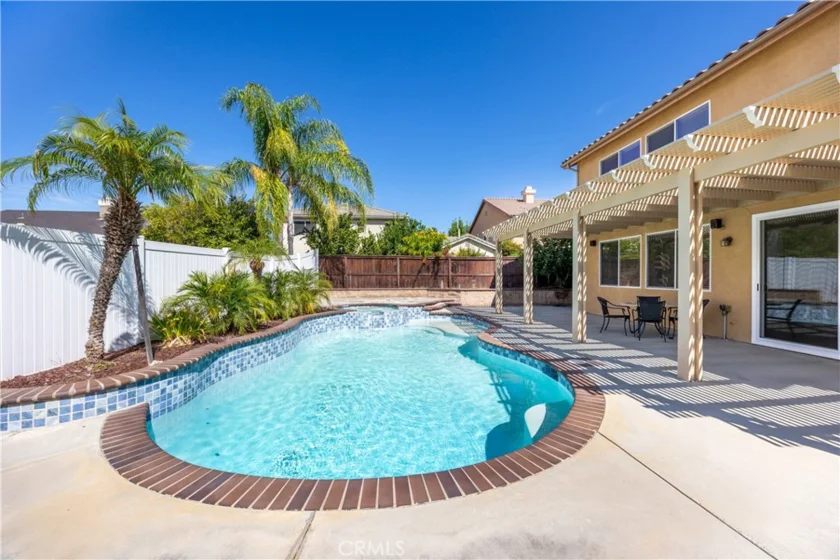 39879 Camden Court photo 46