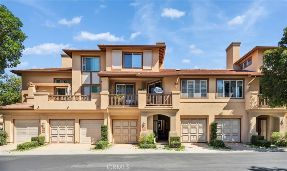 2645 Dunstan photo 1
