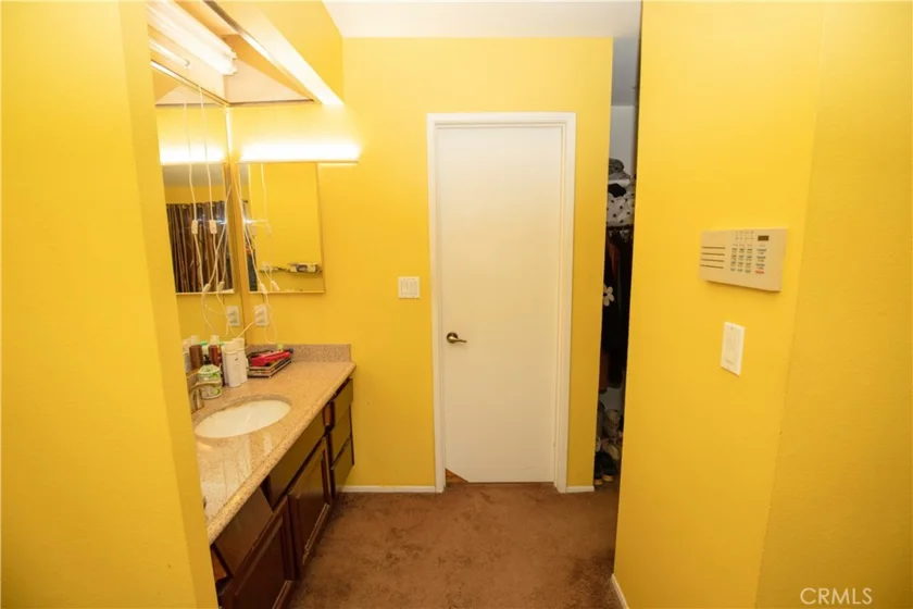 8430 Winnetka Avenue #20 photo 15