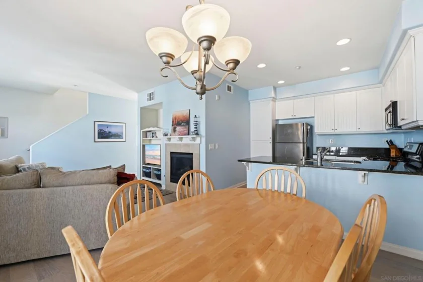 845 Harbor Cliff Way #305 photo 14